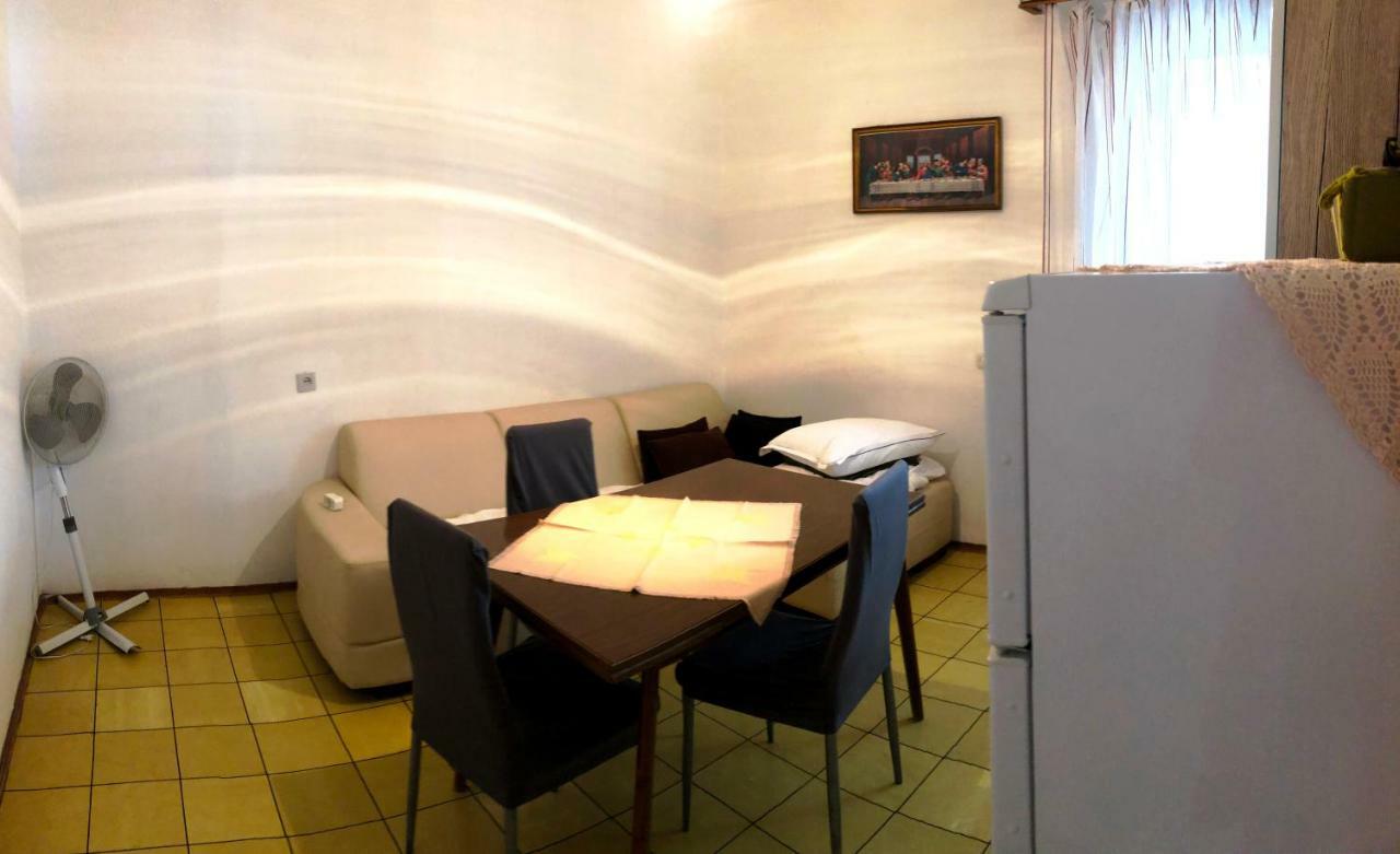 Apartmani Zorka 珀德垂那 外观 照片