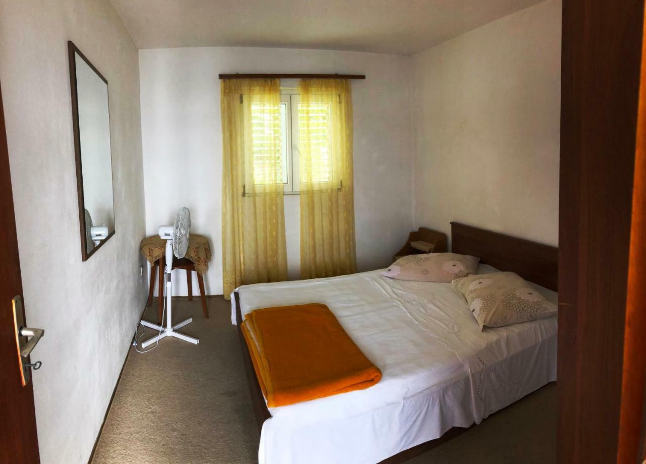 Apartmani Zorka 珀德垂那 外观 照片
